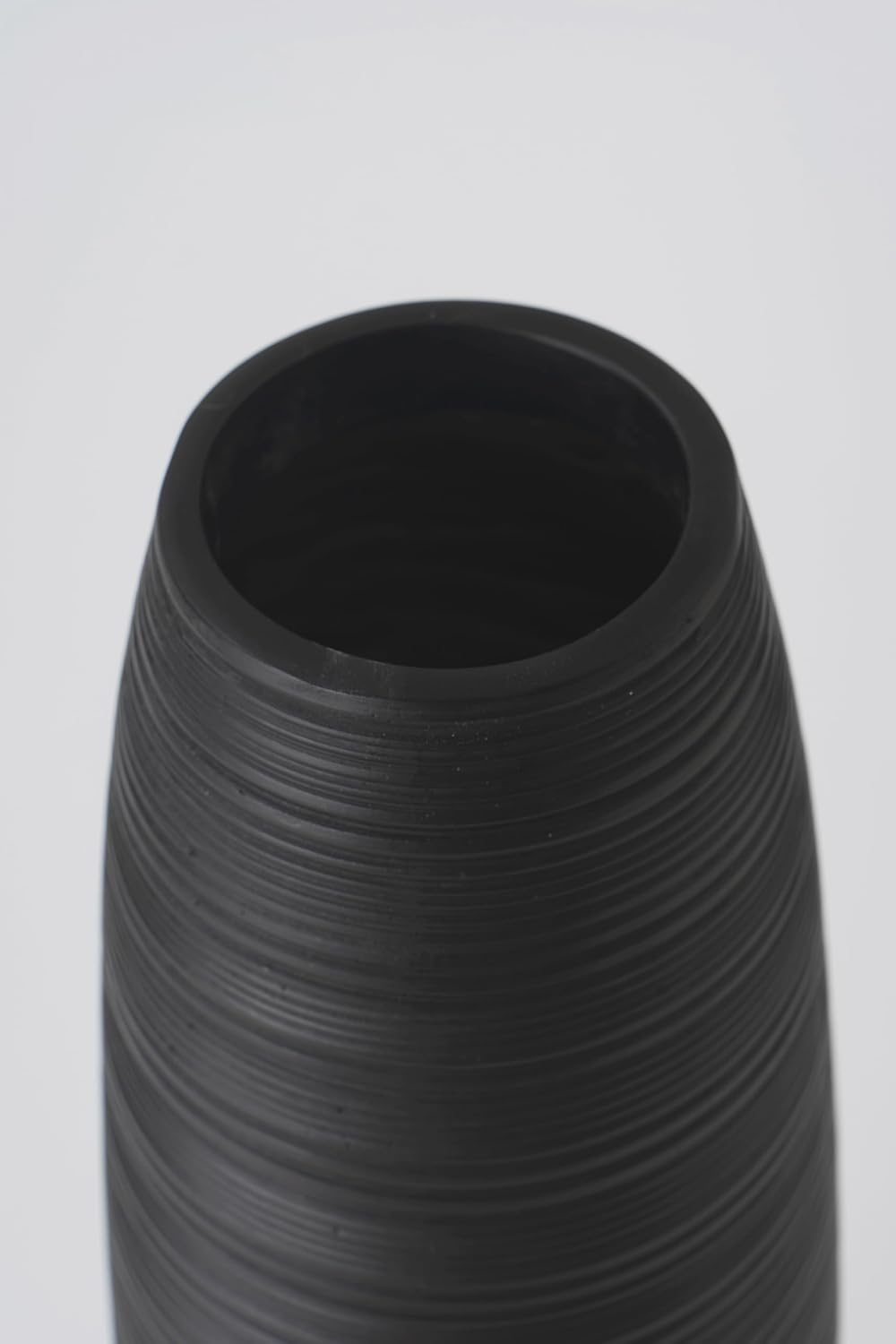 Leewadee Decorative Tall Floor Vase for Living Room Decor, 34 inches, Black, Resin