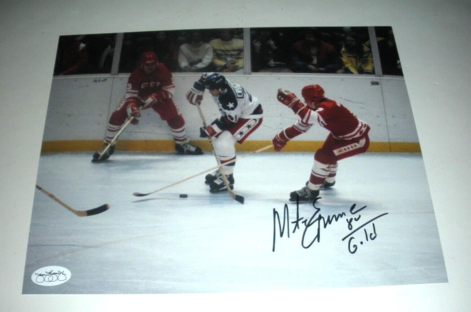 Mike Eruzione Usa 1980 Medal Last One Jsa/stamp/coa Signed 8x10 Photo - Autographed Olympic Photos