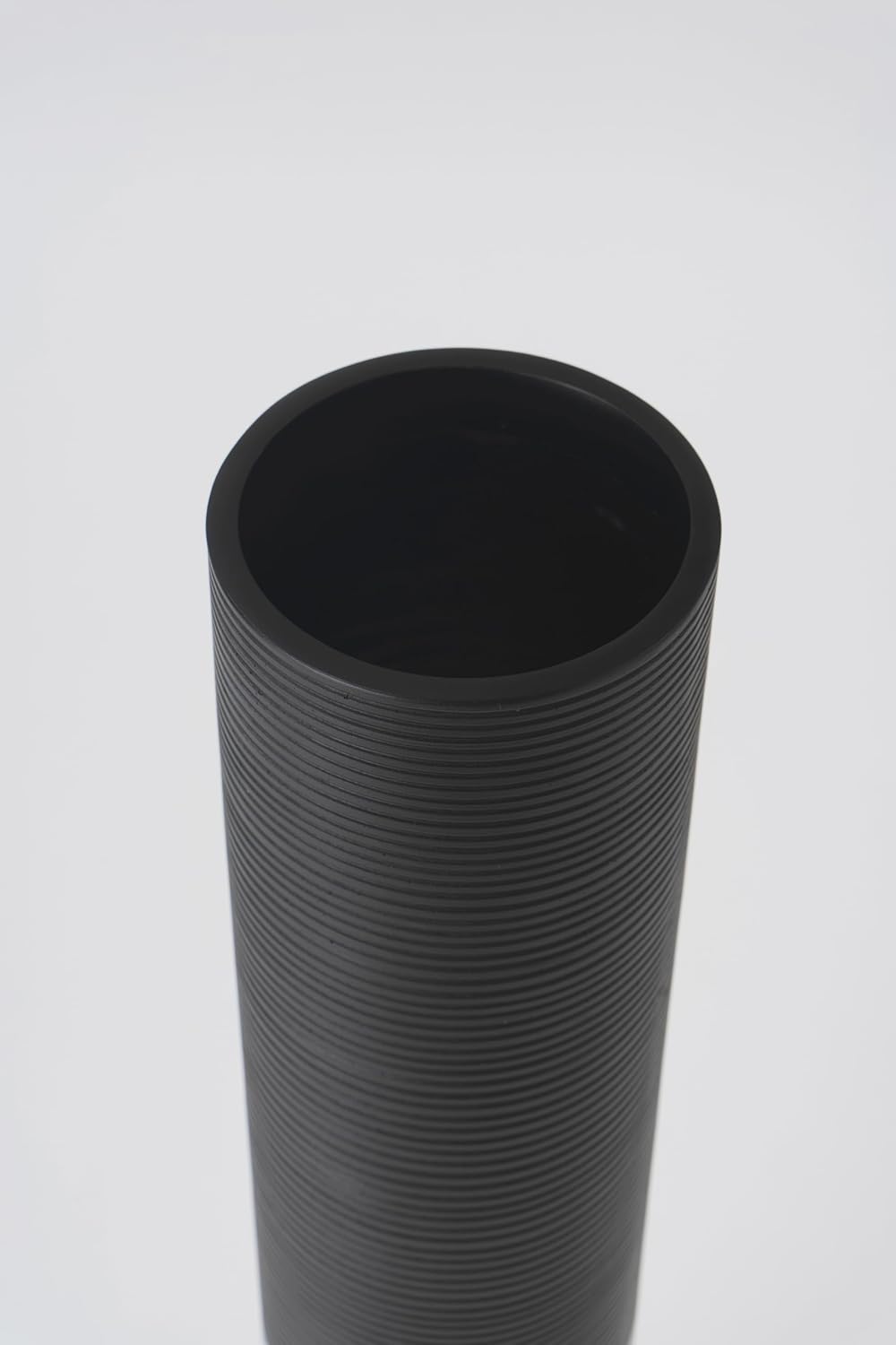Leewadee Decorative Tall Floor Vase for Living Room Decor, 34 inches, Black Silver, Resin
