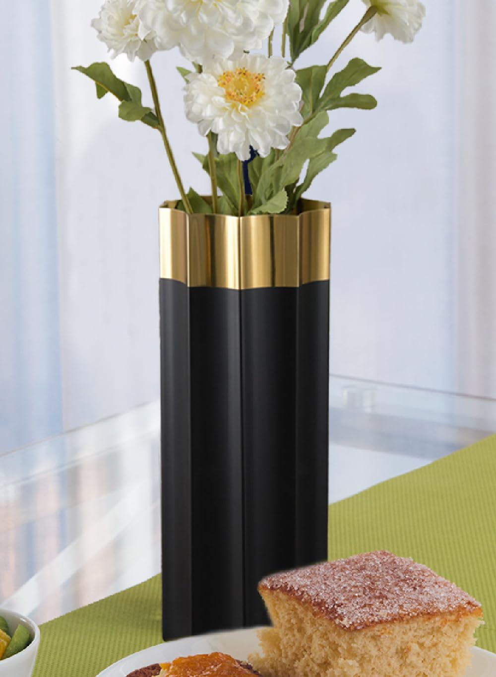 Serene Spaces Living Lumiere Black & Gold Vase, Stainless Steel Vase, Perfect for Floral Arrangements, Home Décor, Wedding & Event Table Centerpiece, 4.5' Diameter & 12' Tall, Pack of 6