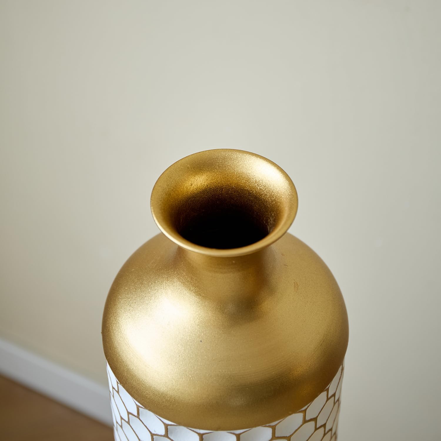 Elegant 3-Piece Set Floor Metal Vase - Modern White & Gold Droplet Shaped Design for Stunning Home Décor - Large Glazed Metal Vases Perfect for Any Space