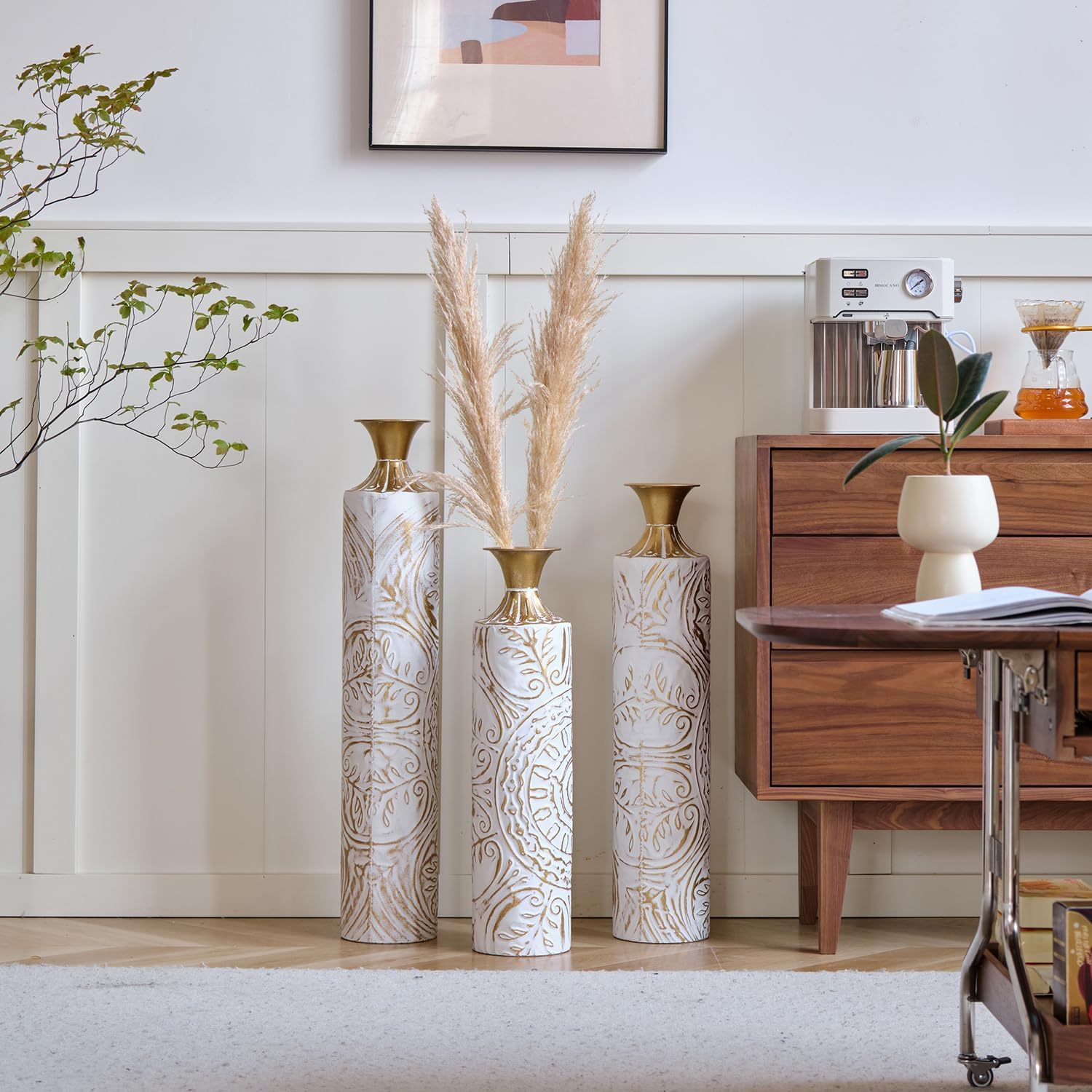 Gorgeous Set of 3 White & Gold Metal Vases - Stylish Floor Decoration, 24in/28.7in/33.5in Tall for Elegant Home Décor!