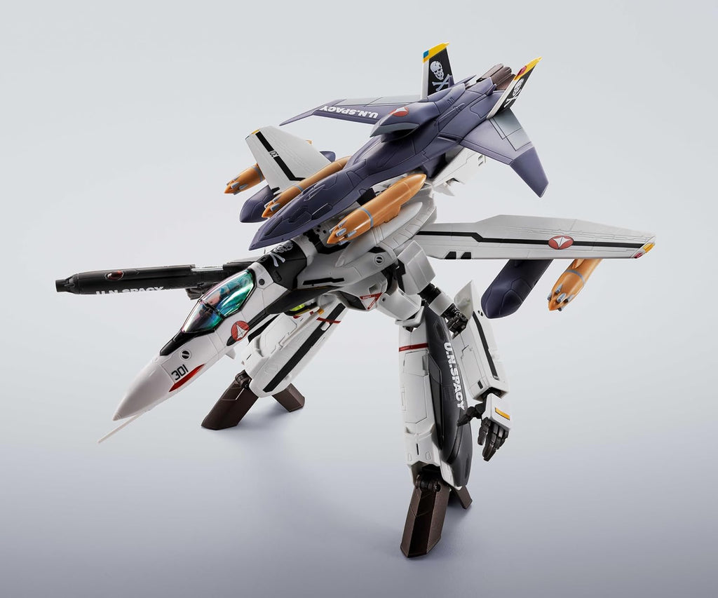 TAMASHII NATIONS - Macross - VF-0S Phoenix (Roy Focker Use) + QF-2200D-B Ghost Hi-Metal R Figure