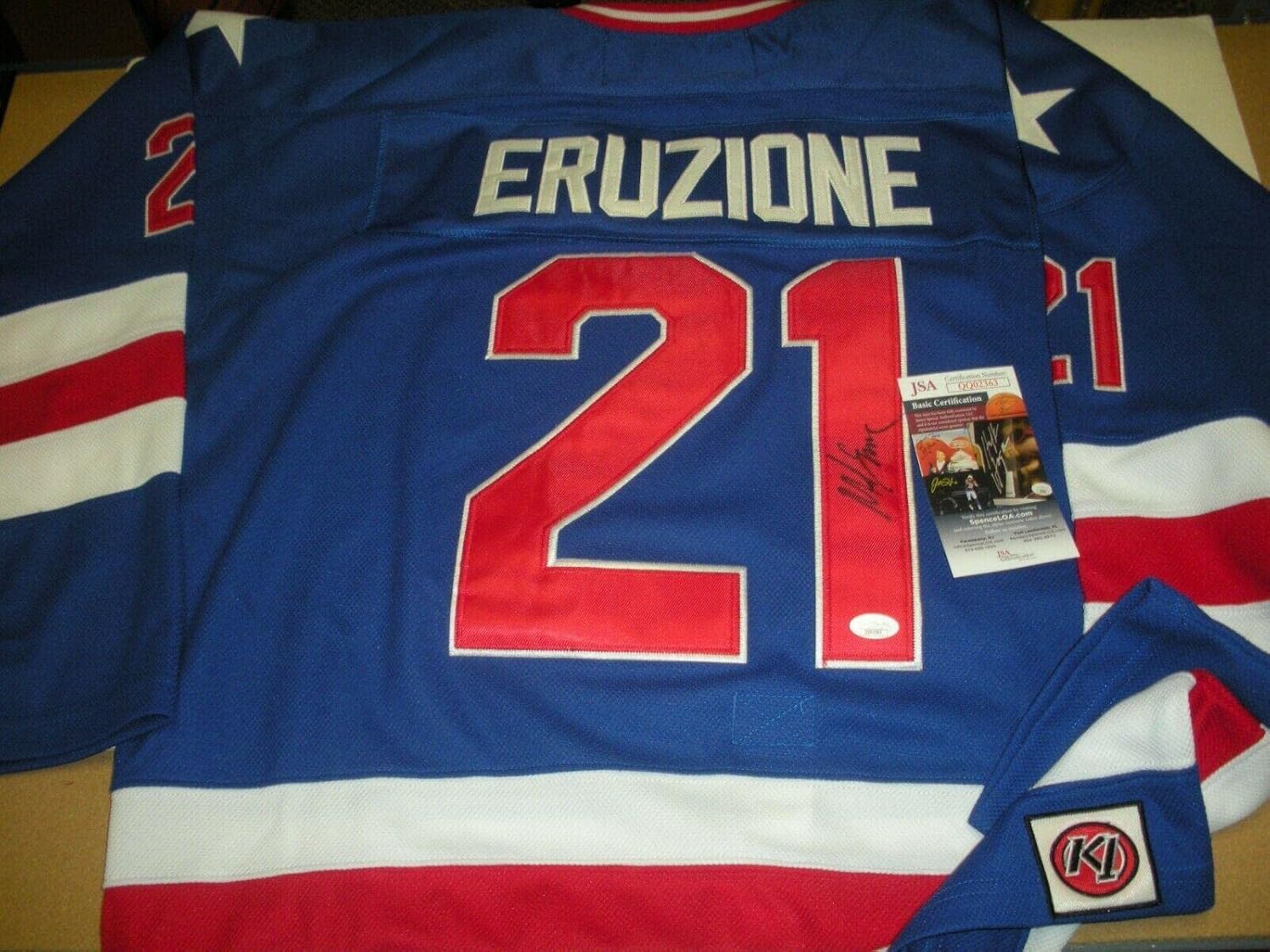 Mike Eruzione 80 Olympic Medal Jsa/coa Signed Official Licensed Ccm Jersey - Autographed Olympic Jerseys