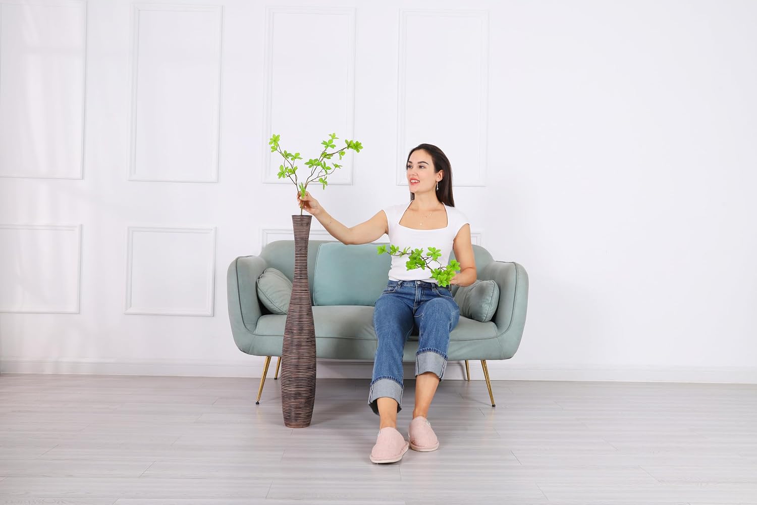 Leewadee Decorative Tall Floor Vase for Living Room Decor, 34 inches, Brown, Resin