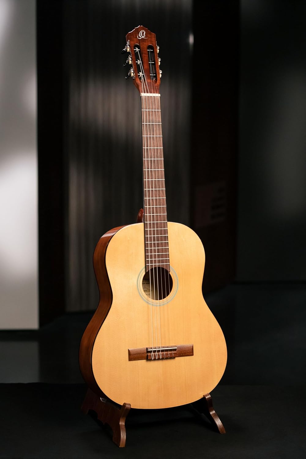 Ortega Student Series Full Size 6-String Nylon Classical Guitar, Gloss Spruce Top (RST5)