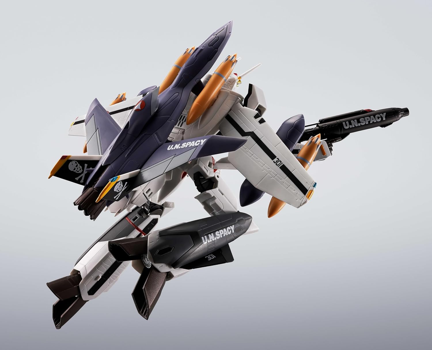 TAMASHII NATIONS - Macross - VF-0S Phoenix (Roy Focker Use) + QF-2200D-B Ghost Hi-Metal R Figure