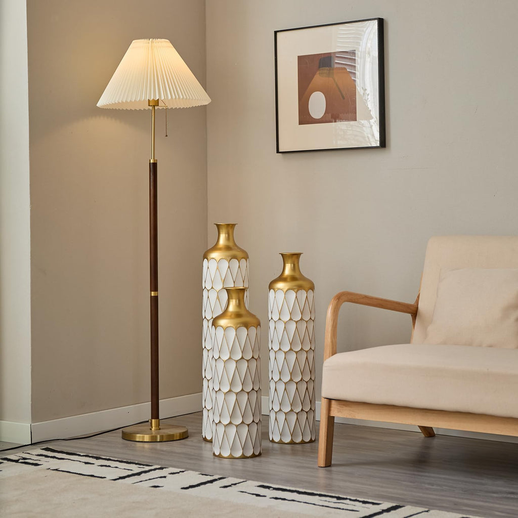 Luxurious White Metal Vase Set with Gold Details - 3-Piece Droplet Design for Beautiful Home Styling!