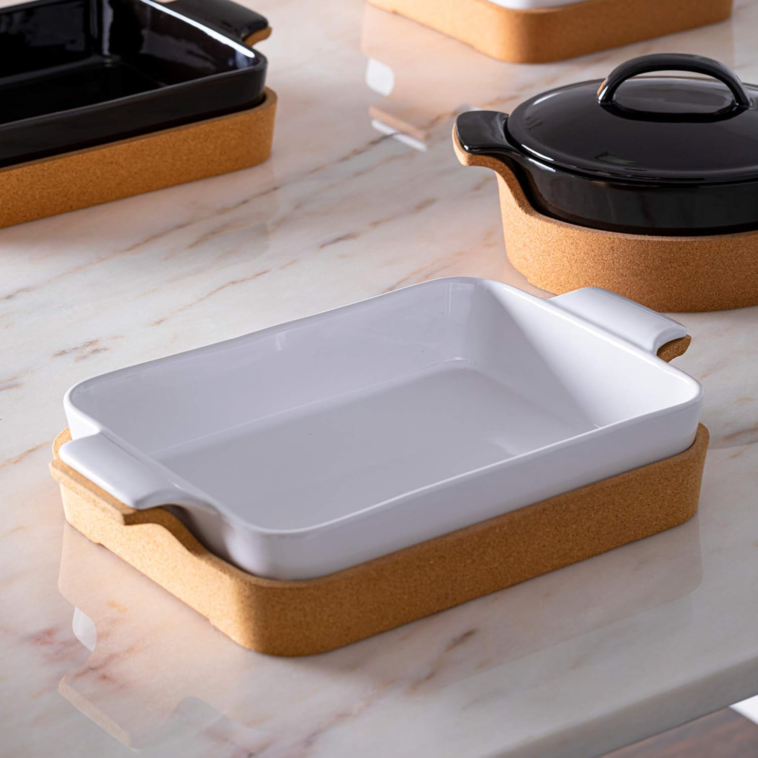 Casafina Ceramic 16' x 10.25' Rectangular Baker with Cork Tray - Ensemble Collection, White | Oven & Dishwasher Safe Bakeware | Food Safe Glazing | Restaurant Quality Dinnerware