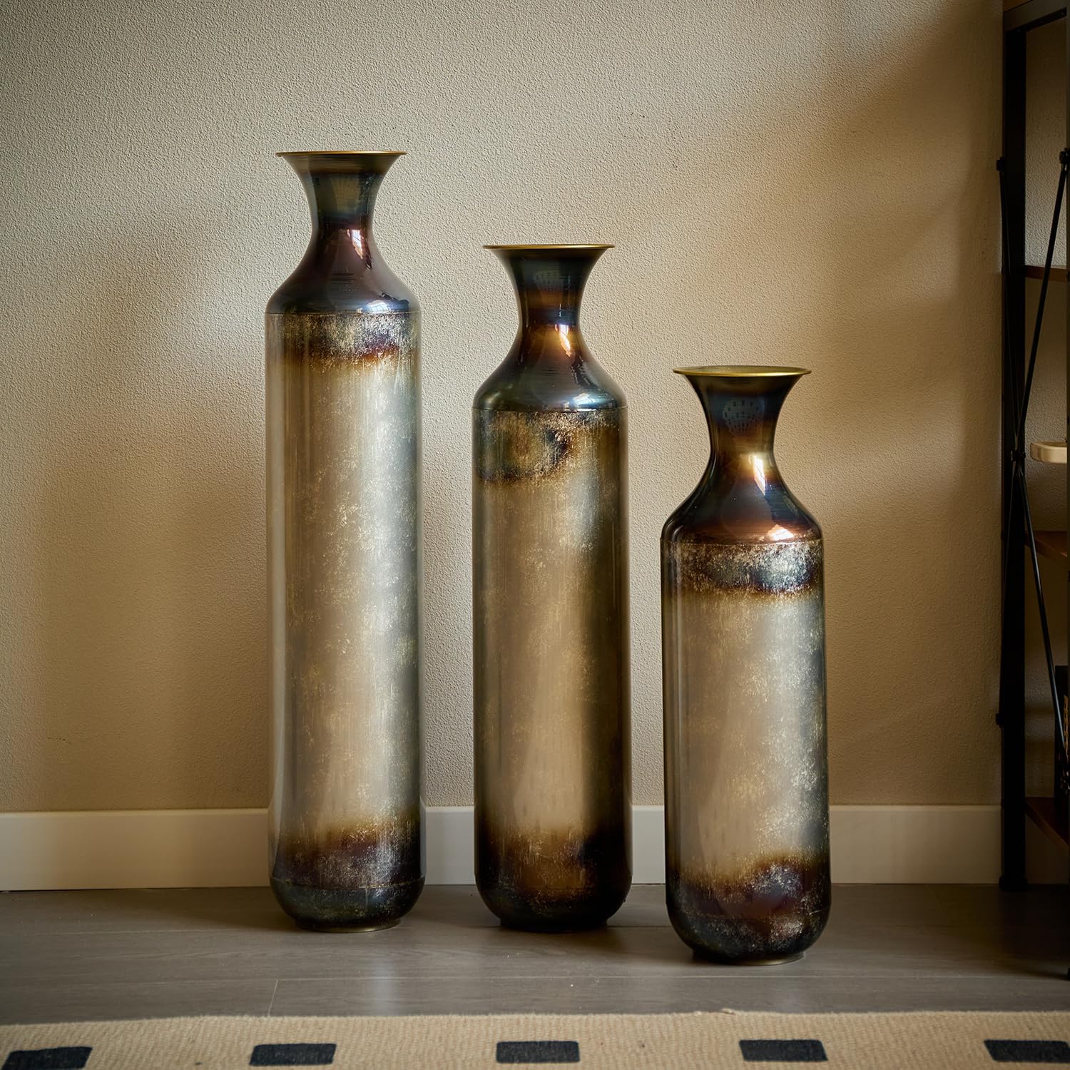 Elegant White Metal Vase Set with Gold Accents - 3-Piece Droplet Design for Stunning Home Decoration!