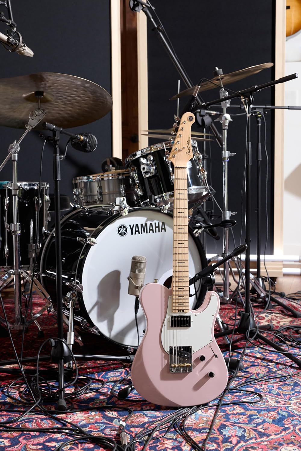 Pacifica SC Standard Plus Electric Guitar with Maple Fingerboard, Ash Pink with Gig Case